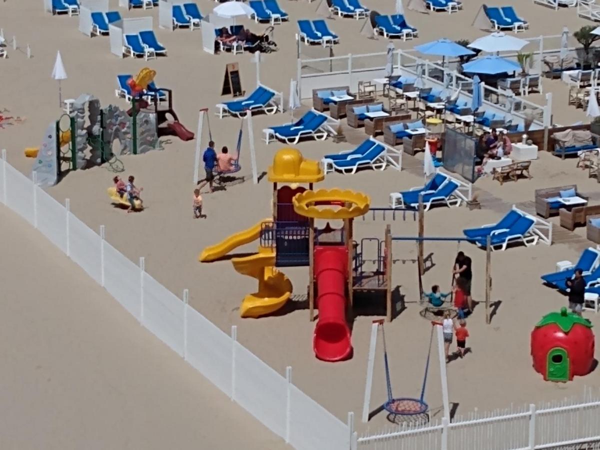 Beachview Pier Blankenberge